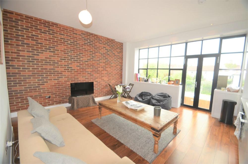 Grenville Place, Mill Hill